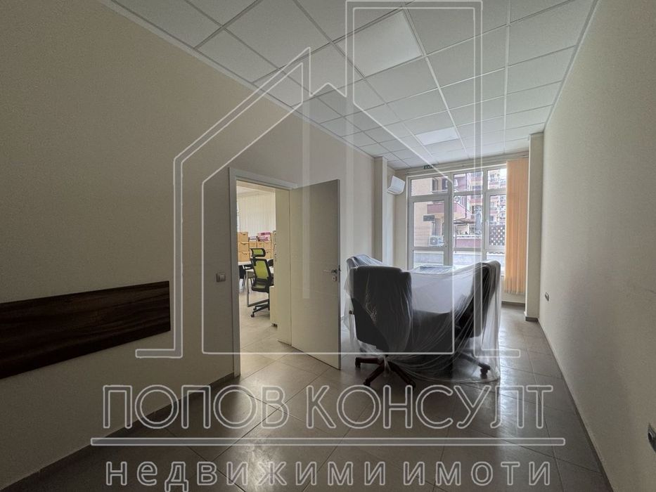 Офис в Пловдив-Южен площ 132 цена 287495