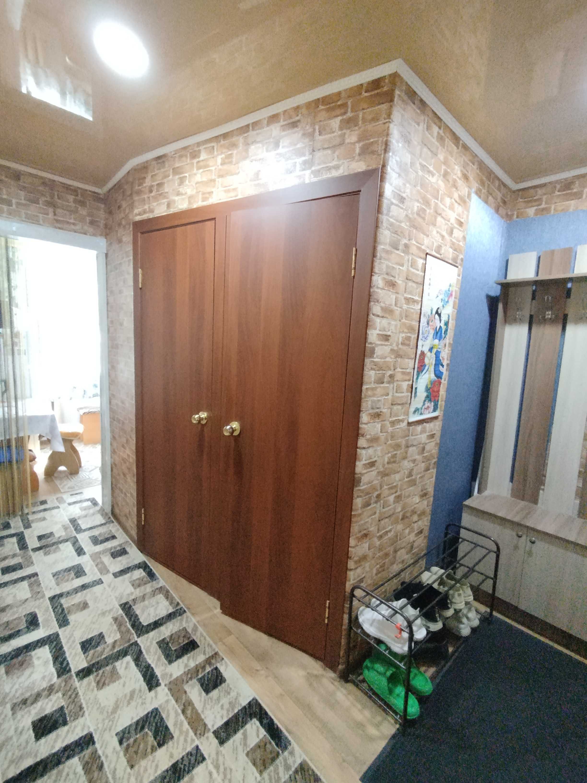 Продам 1 комнатную квартиру, 6 мкр. Центр города!