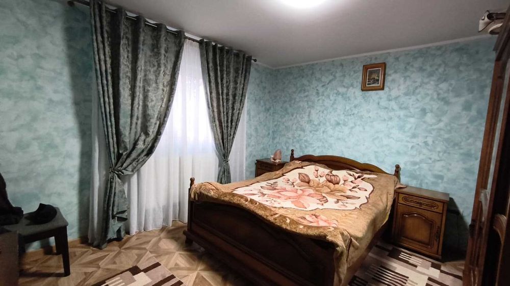 Vând casă în Valea Lupului – la doar 10 minute de rondul Păcurari