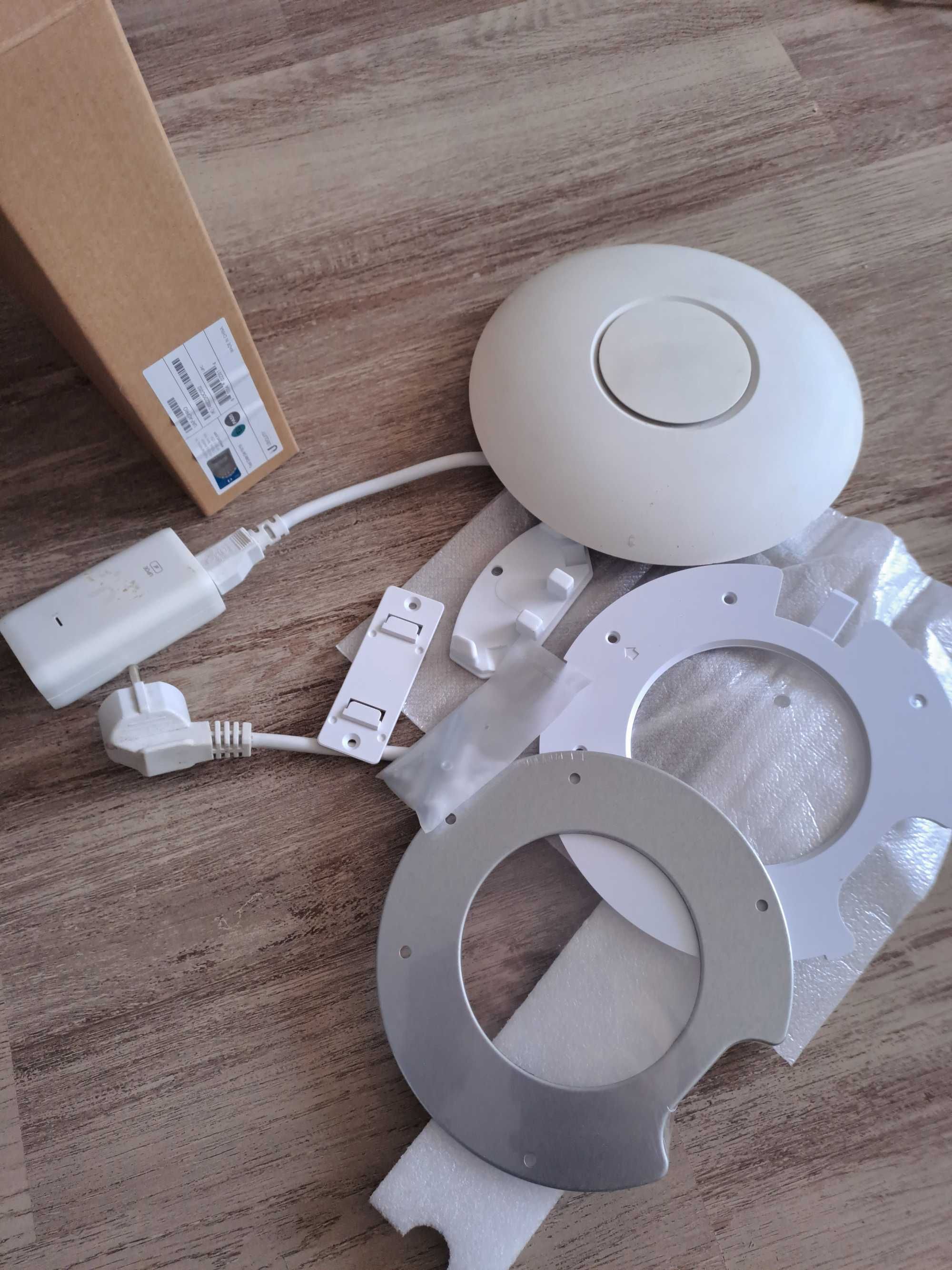 Router Ubiquiti Unifi UAP-AC-PRO - Dual Band - 3x3 MIMO