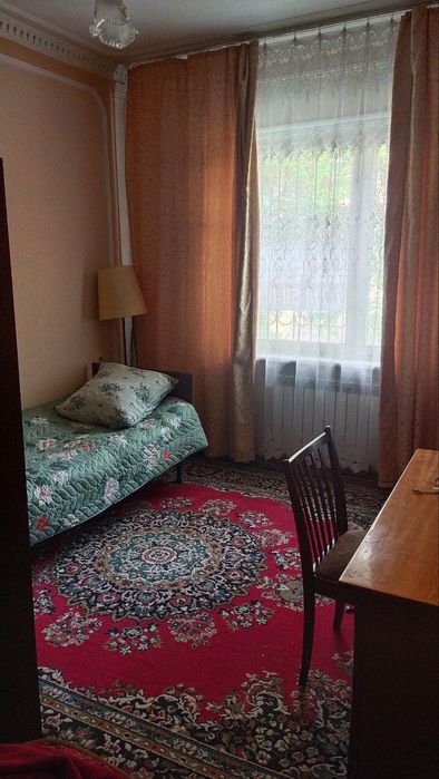 Продается 4 комнатная квартира