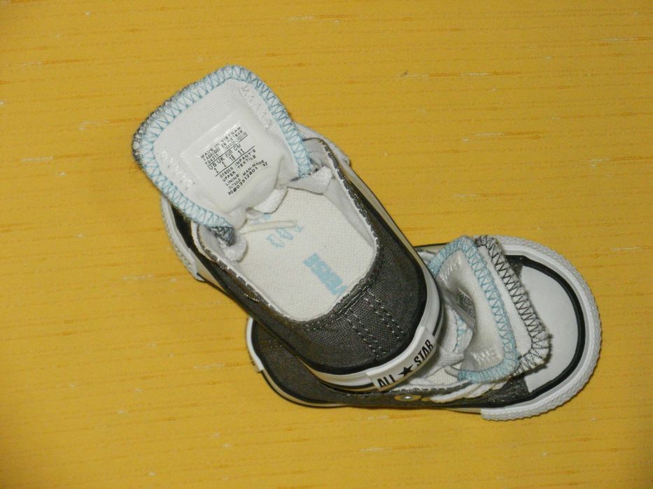 REEBOK, CONVERSE, оригинални нови бебешки 19, 18