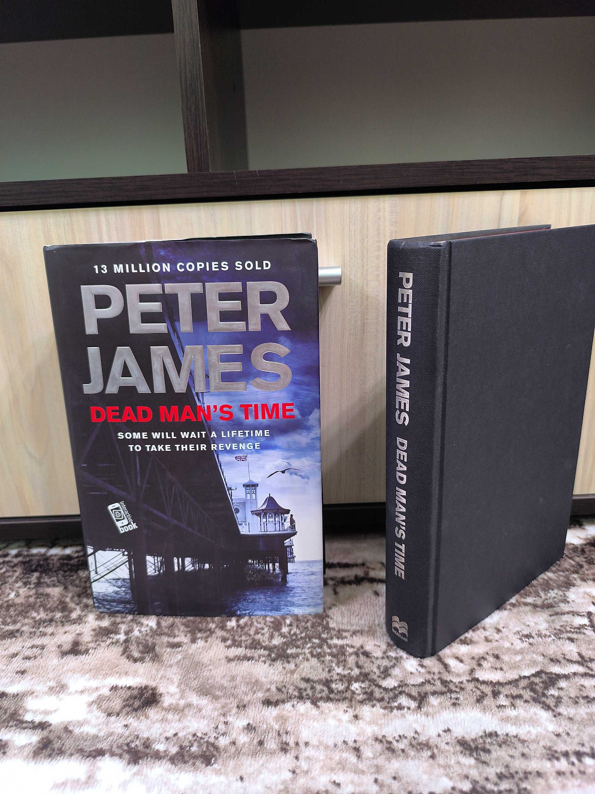 РАЗМЕНЯМ криминални книги