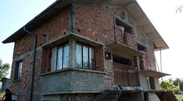 Продава се Къща в с. Габарево, Област Стара Загора - 85 кв.м за 432 €/кв.м - Снимка #3