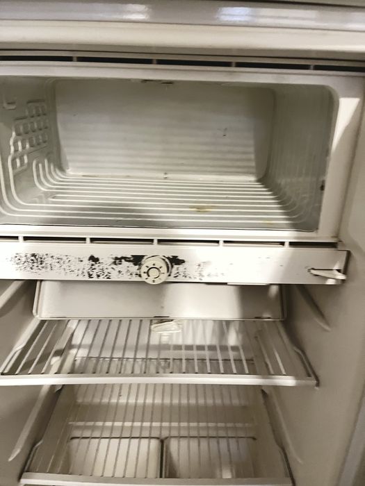 Продам холодильник вне рабочем состояние