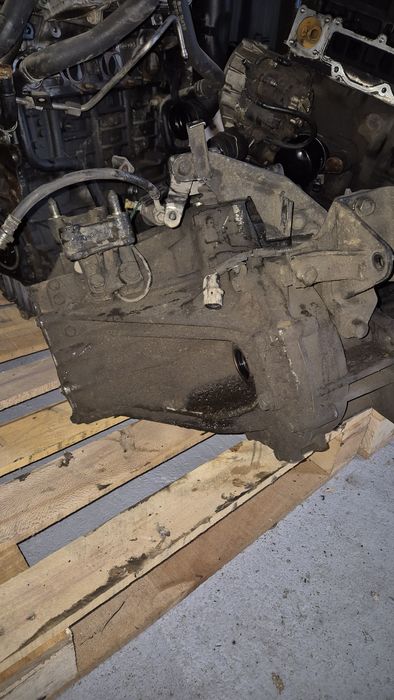 Cutie viteze hyndai santa fe 4x4