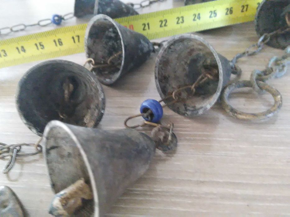 Месингови (бронзови) камбани, стари, масивни колекционерски