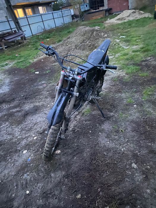 Vând cross 125cc 4t