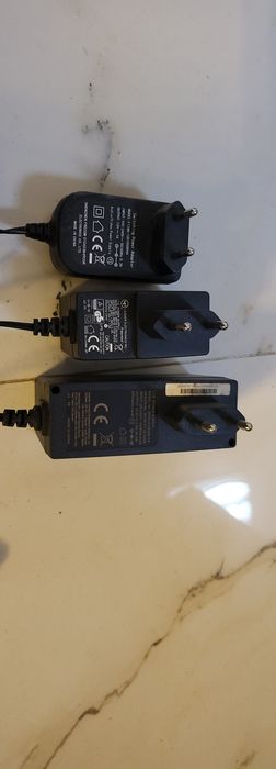 Alimentatoare, încărcătoare 12v cu 1A, 1,5, 2A