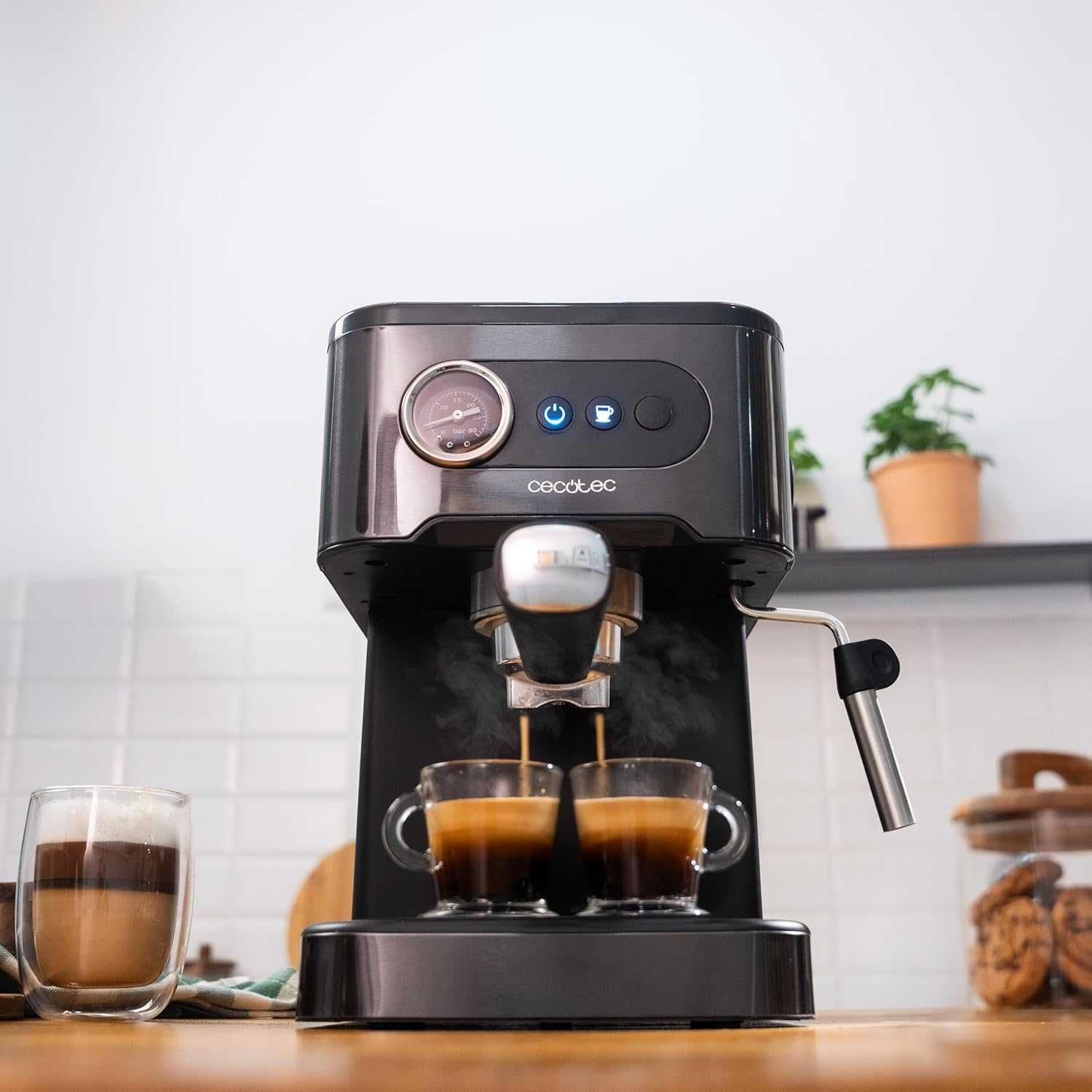 Еспресо кафемашина Cecotec Power Espresso 20 Pro Latte 1350W