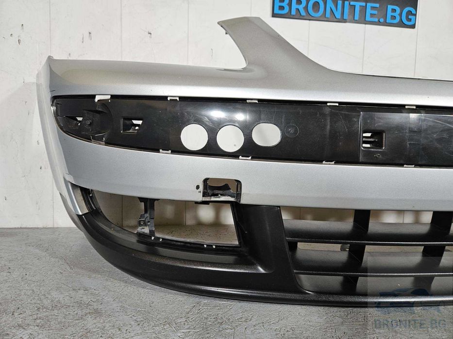 Предна броня Vw Touran Фолксваген Тауран 2003- 2007