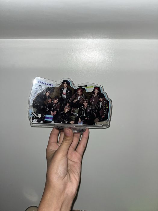 Продам статуэтку Stray Kids