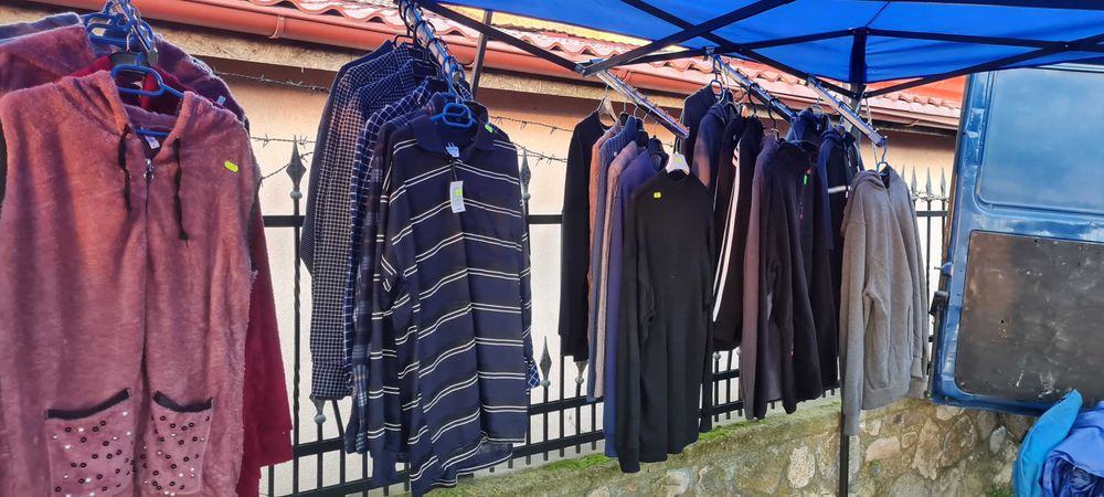 Haine noi de vânzare, la bucata sau tot lotul,discutabil.