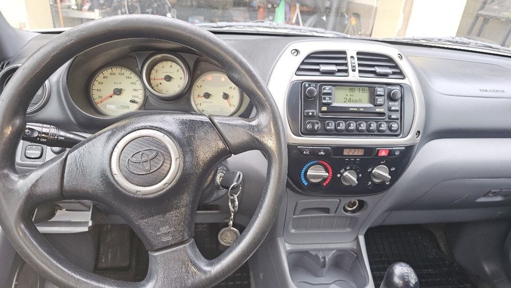 Vand Toyota RAV 4  2002