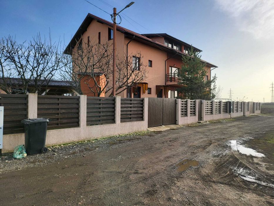 Oportunitate pentru investitie la schimb accept Vila, masina apartamen