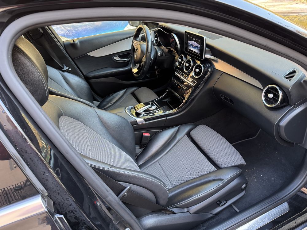 Mercedes C220 d 4Matic отличен