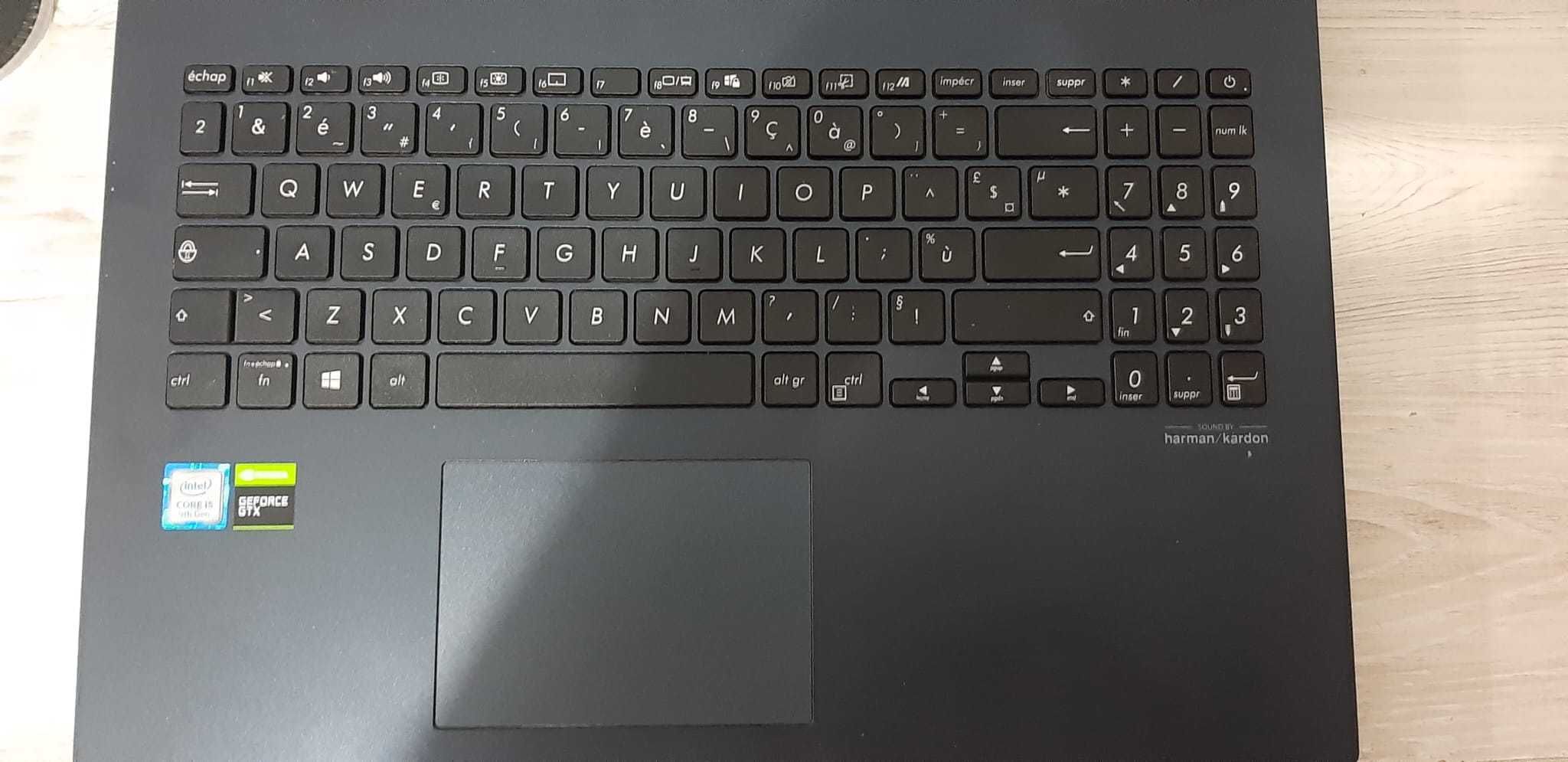 Laptop ASUS X571GT