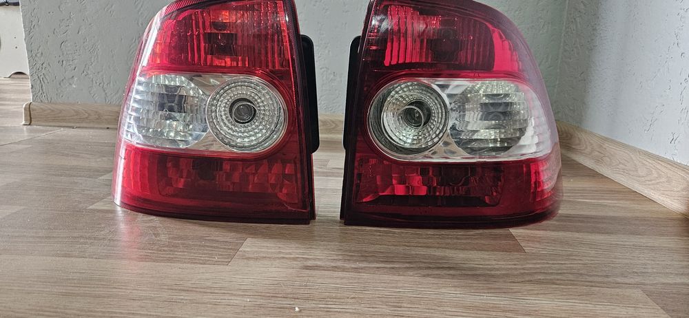 Задние фары и поворотники в зеркало заднего вида