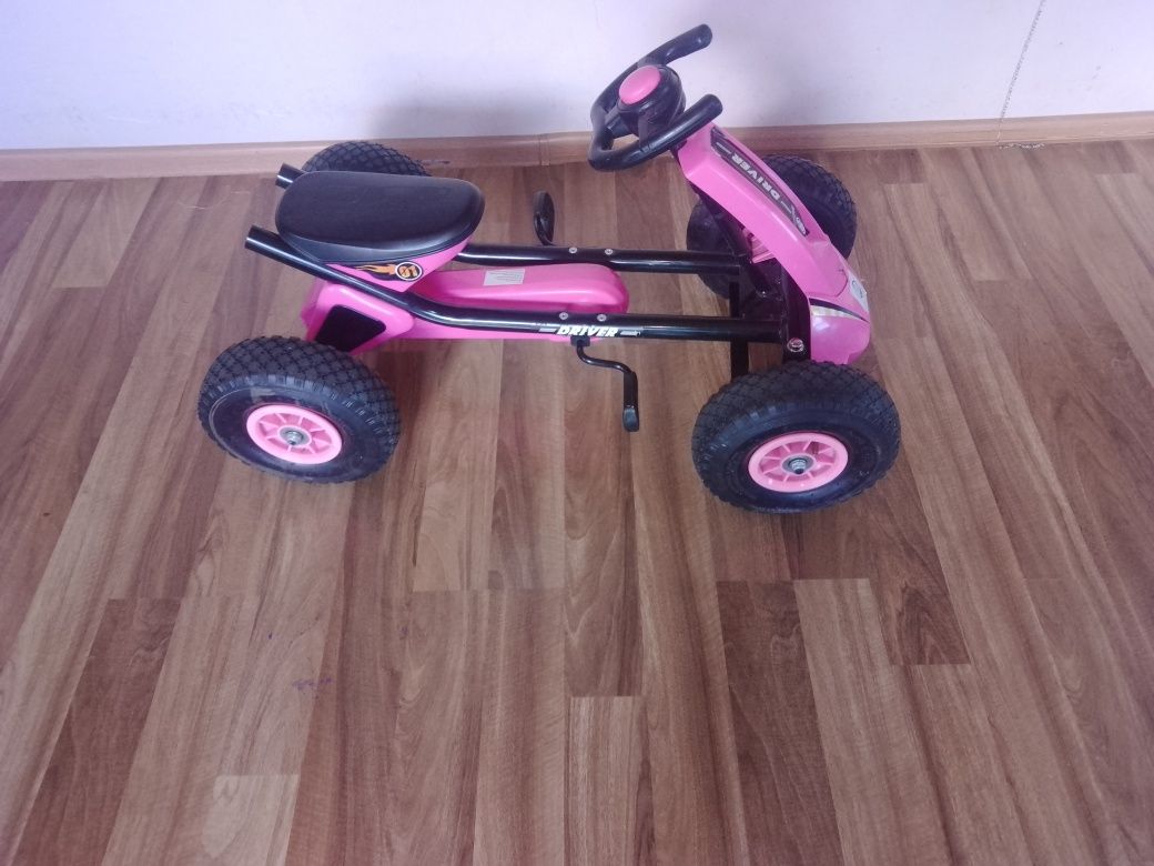 Kart cu pedale roz