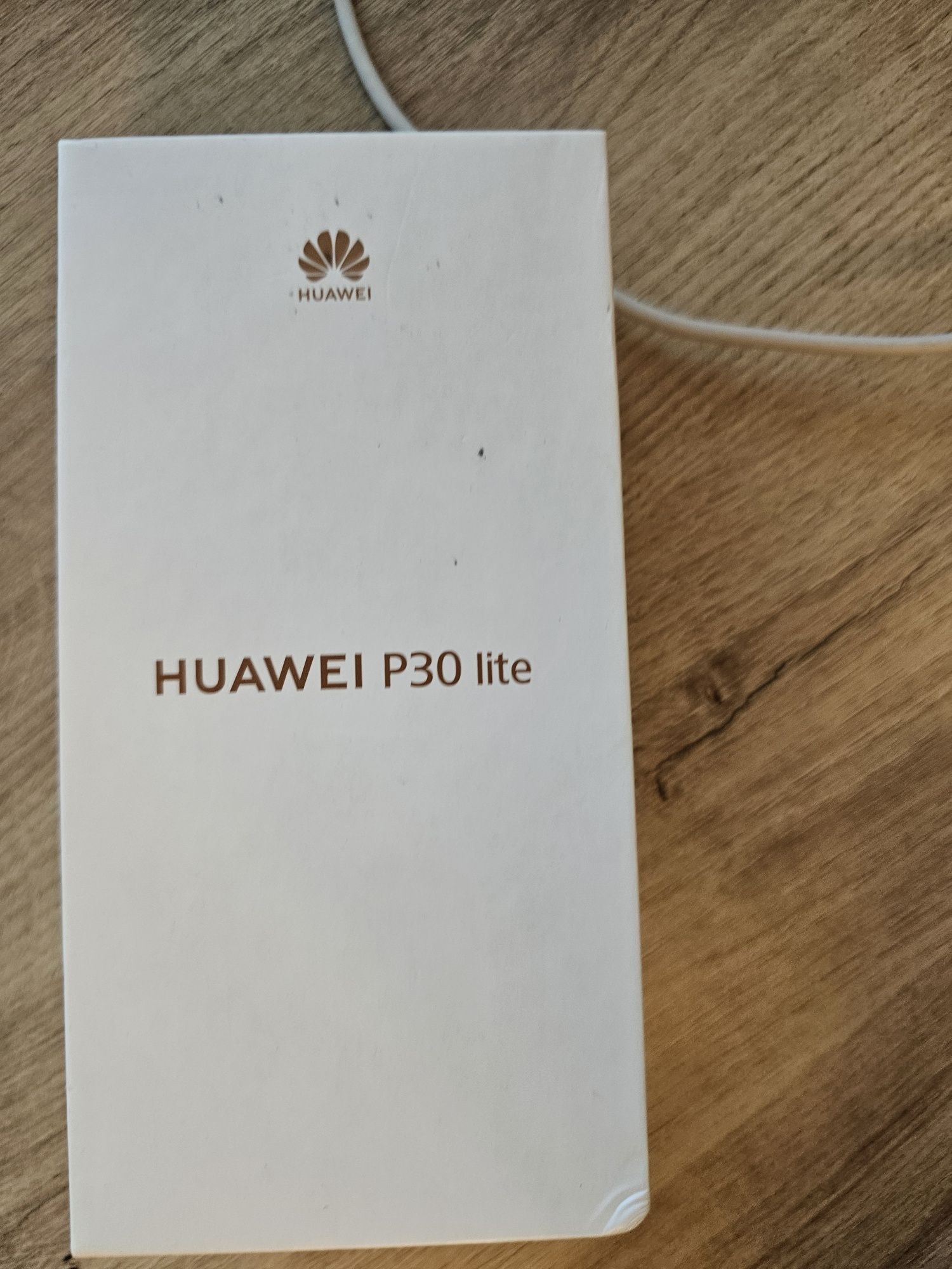 Смартфон  Huawei P30 Lite
