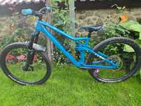 Cube stereo 140R
