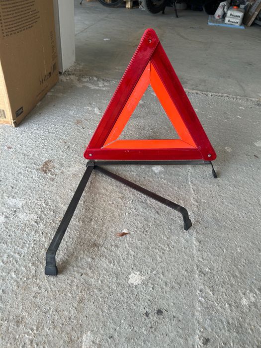 Тригълник автомобил