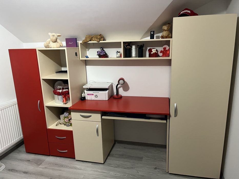 Vând mobila pentru mansarda