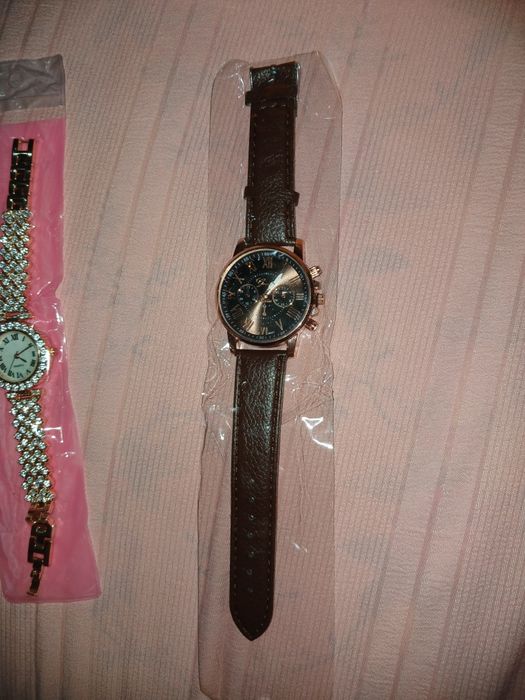 Часы мужская и женская