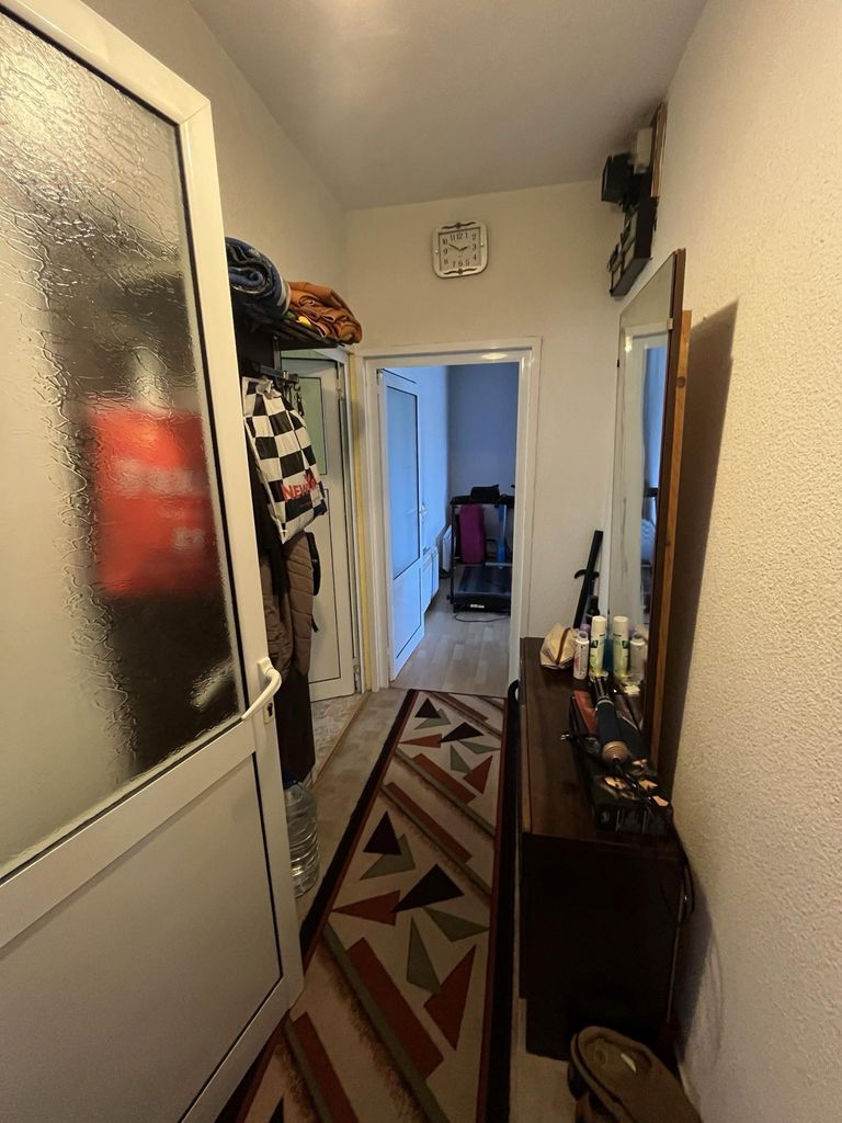 Продава се Многостаен апартамент в Смолян, Невястата - 100 кв.м за 1020 €/кв.м - Снимка #1