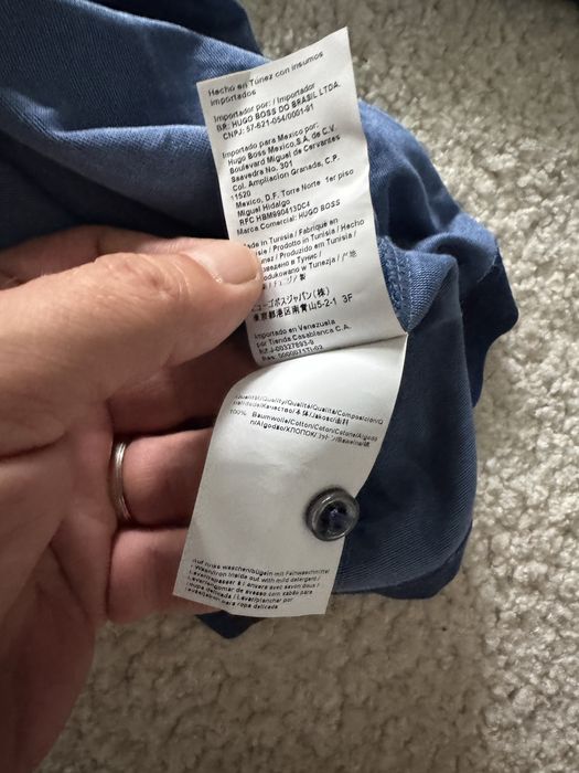 Hugo Boss,bluză pt.bărbați,măr.M(merge pt.S)