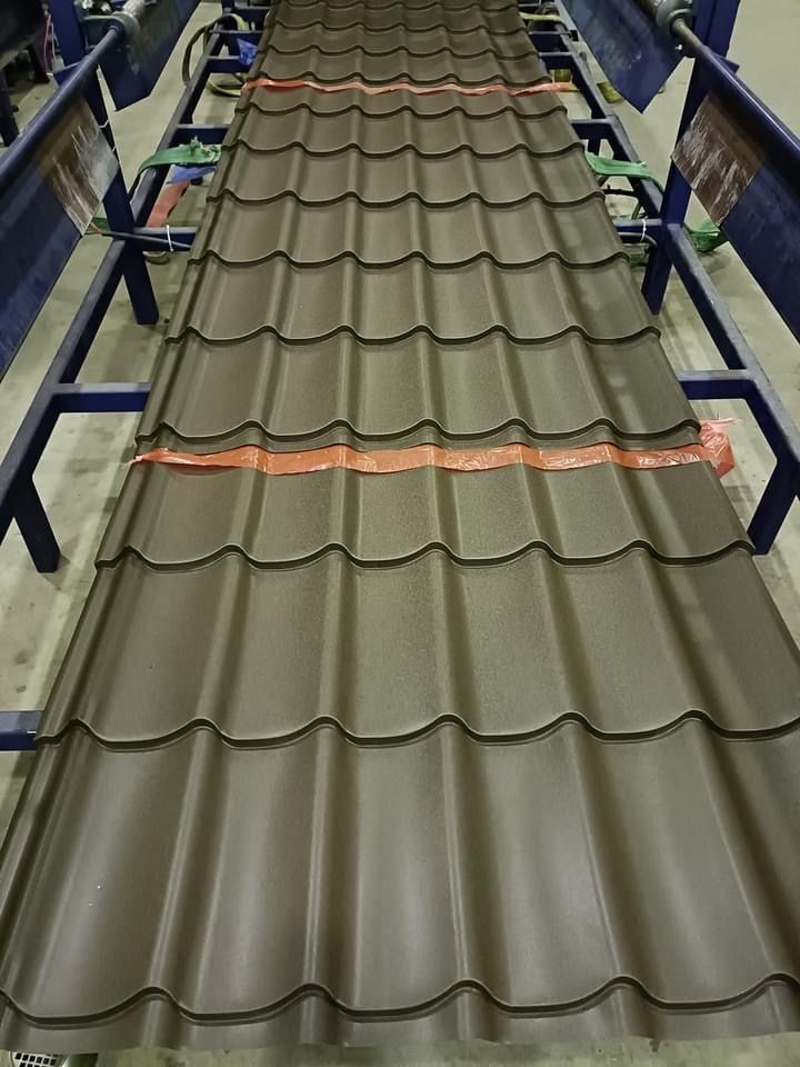 Tabla cutata sau tip tigla-Producator