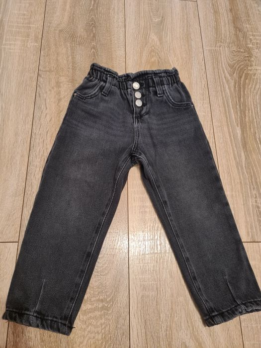 Vand blugi Zara fetite 3 ani 98 cm
