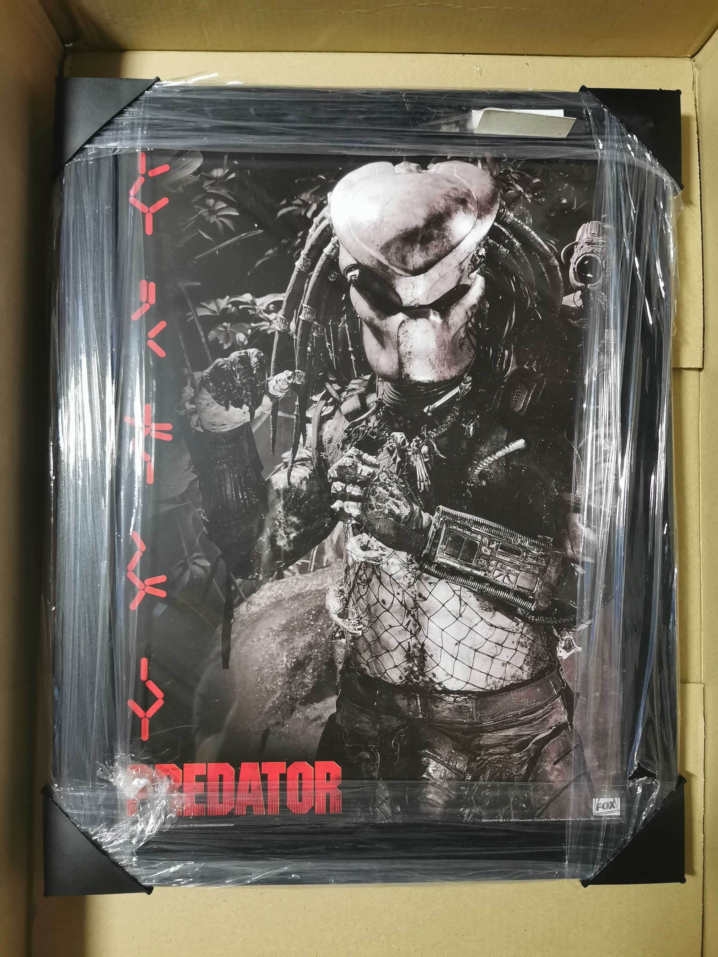 Poster inramat -  "Predator" - Nou