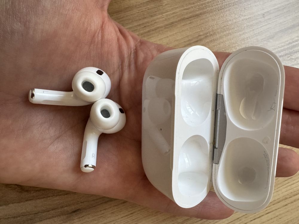 Apple AirPods Pro 2 (lightning)