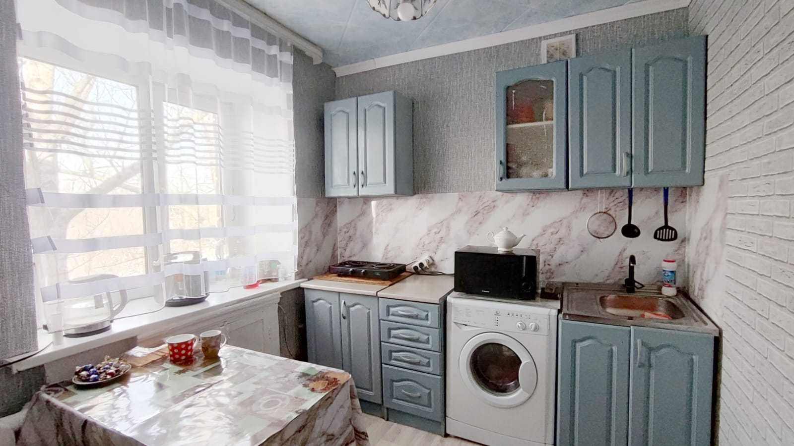 *Продам  2 комн. квартира 12 мкр-н. Помощь в ипотеке. ТОРГ
