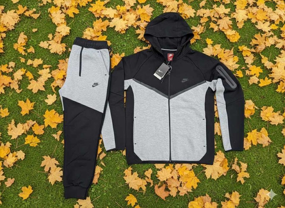 Trening Nike TECH Fleece - Set Complet - Bumbac