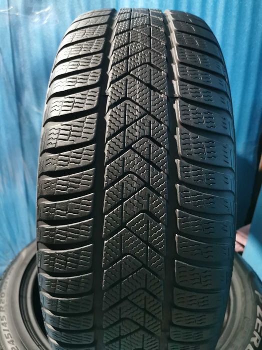 245 45 20 pirelli runflat m+s 2 buc