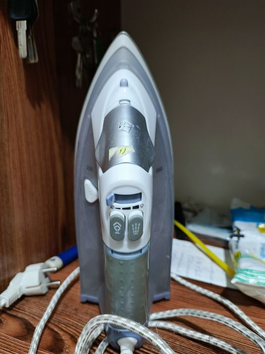 Утюг продаю в не рабочем состоянии