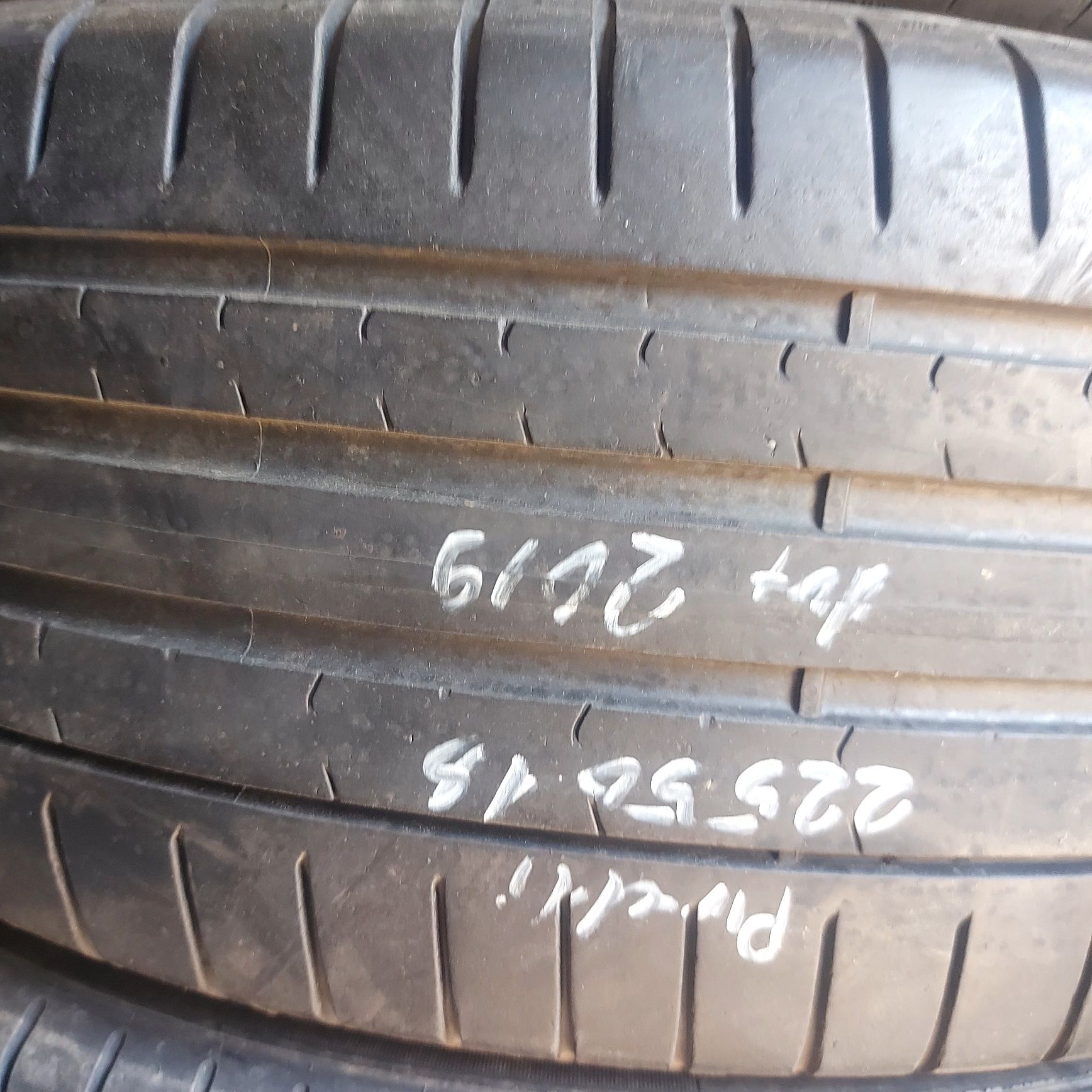 225/50/18"pirelli 4бр.гуми