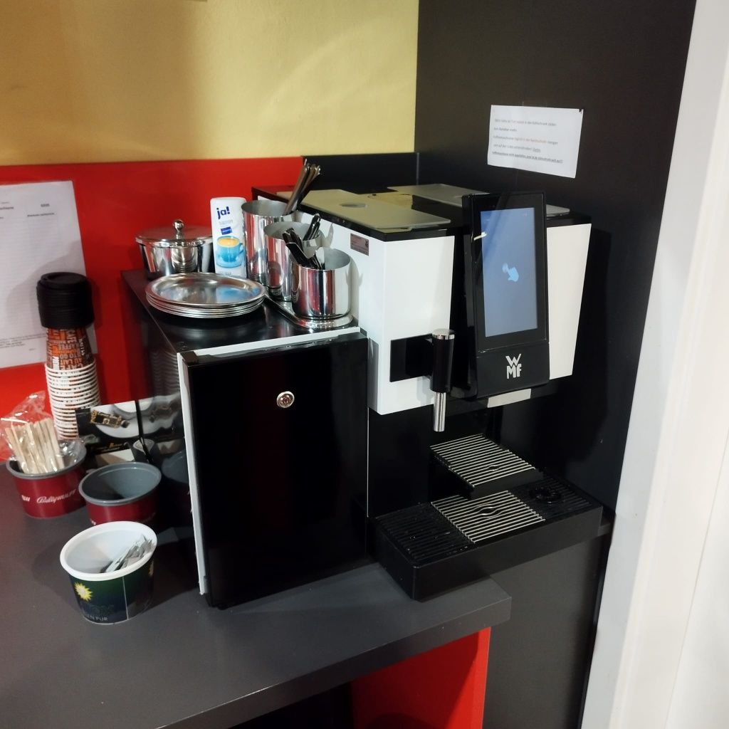 Espressor profesional WMF 1100 S