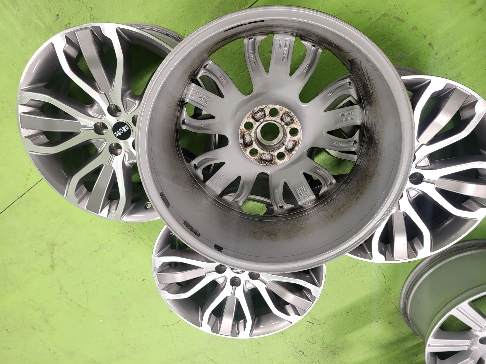 21 5x120Range rover лети джанти 5х120