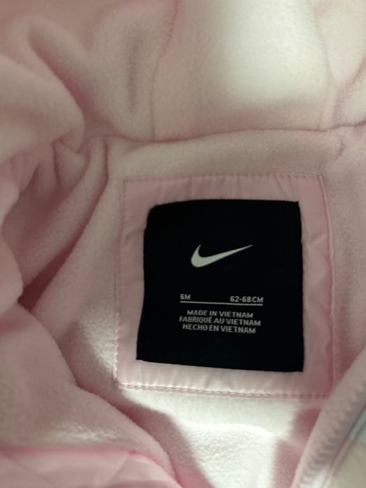 Бебешки космонавт на Найк