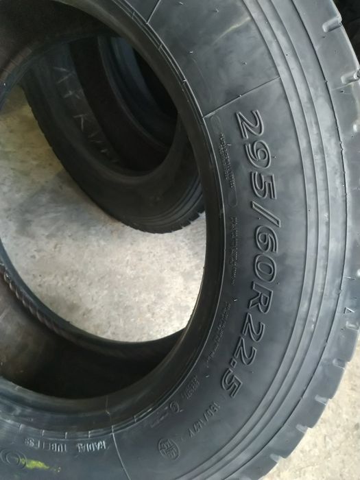 Гуми 295/60 R 22.5  50  лв. лв.