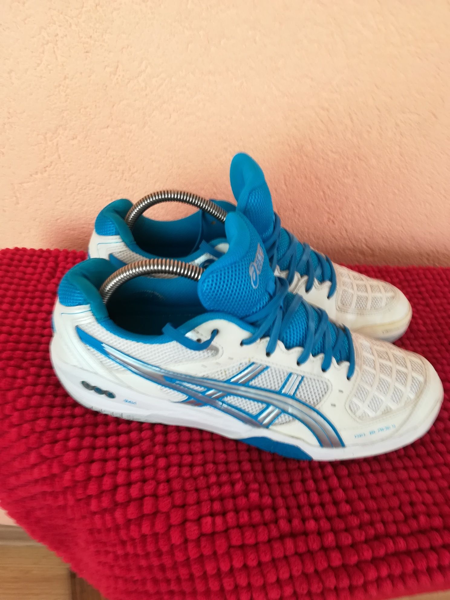 Adidași Asics nr 40,5 bărbați