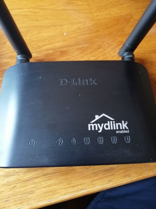 Router wireless D-Link N300 DIR-605L
In stare foarte buna, aproa
