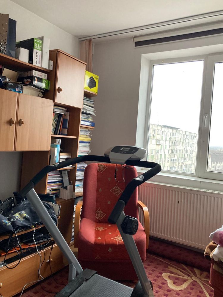 Crangasi vanzare apt 3 camere 1982 Centrala termica,  etaj 7/8