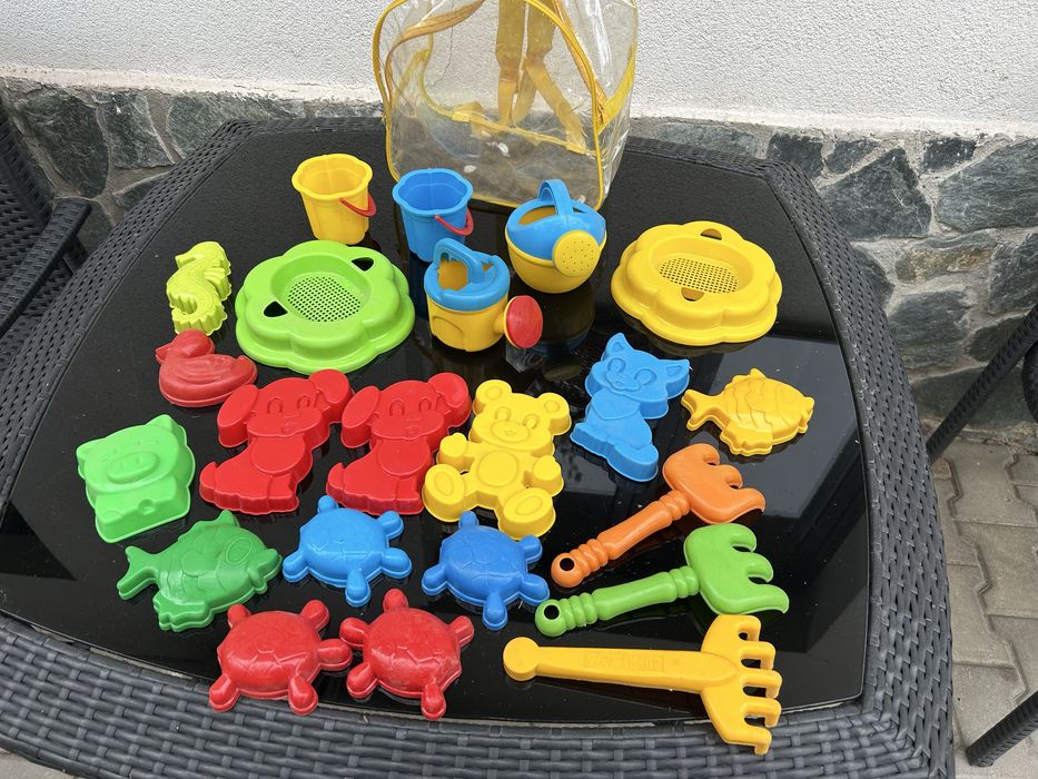 Jucarii - Set ratuste si set jucarii de plaja