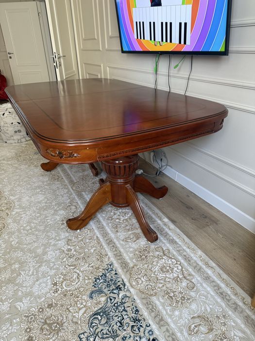 Стол из массива дуба