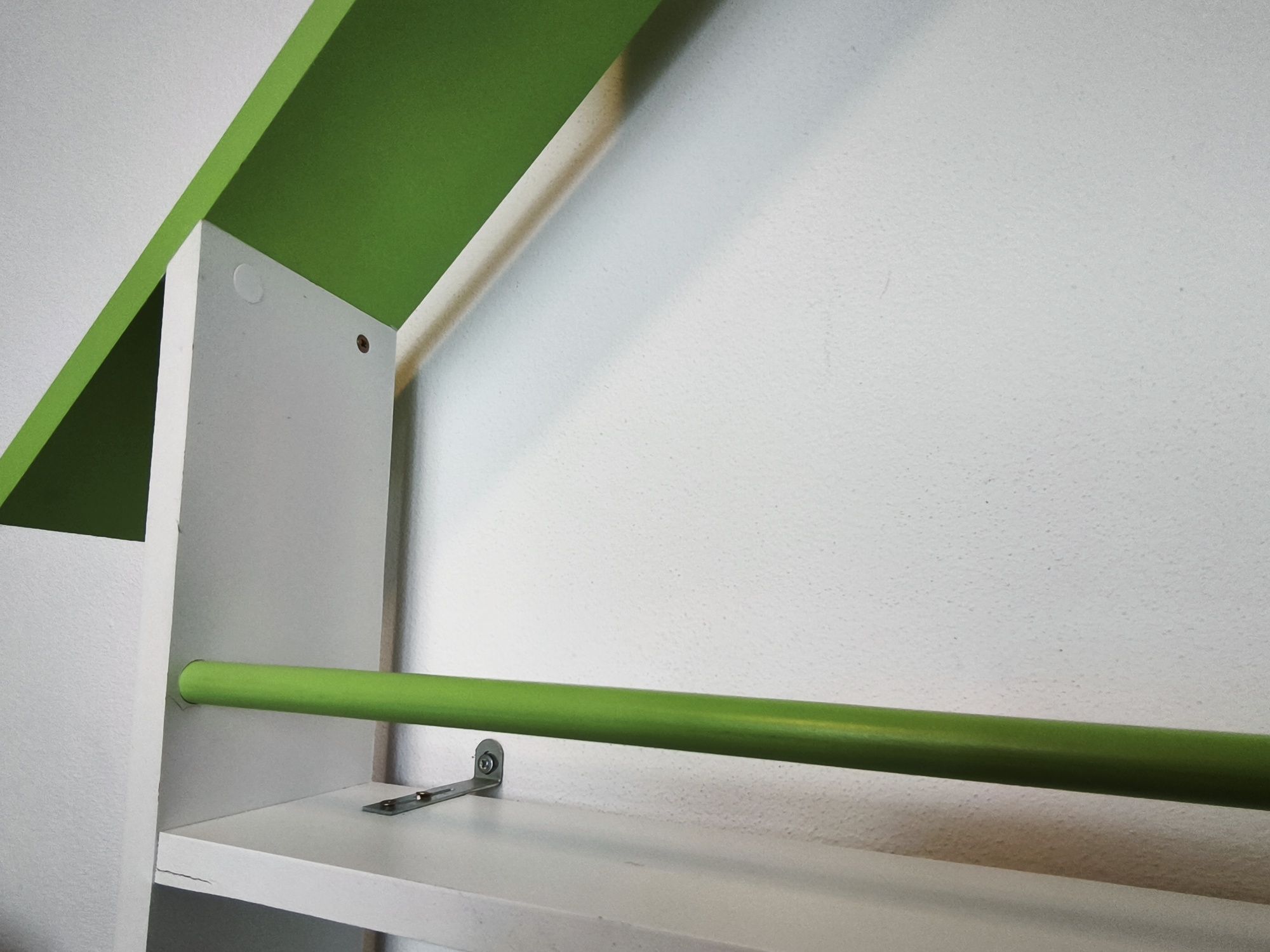Biblioteca pt copii din lemn (tip Montessori) cu raft in forma de nor