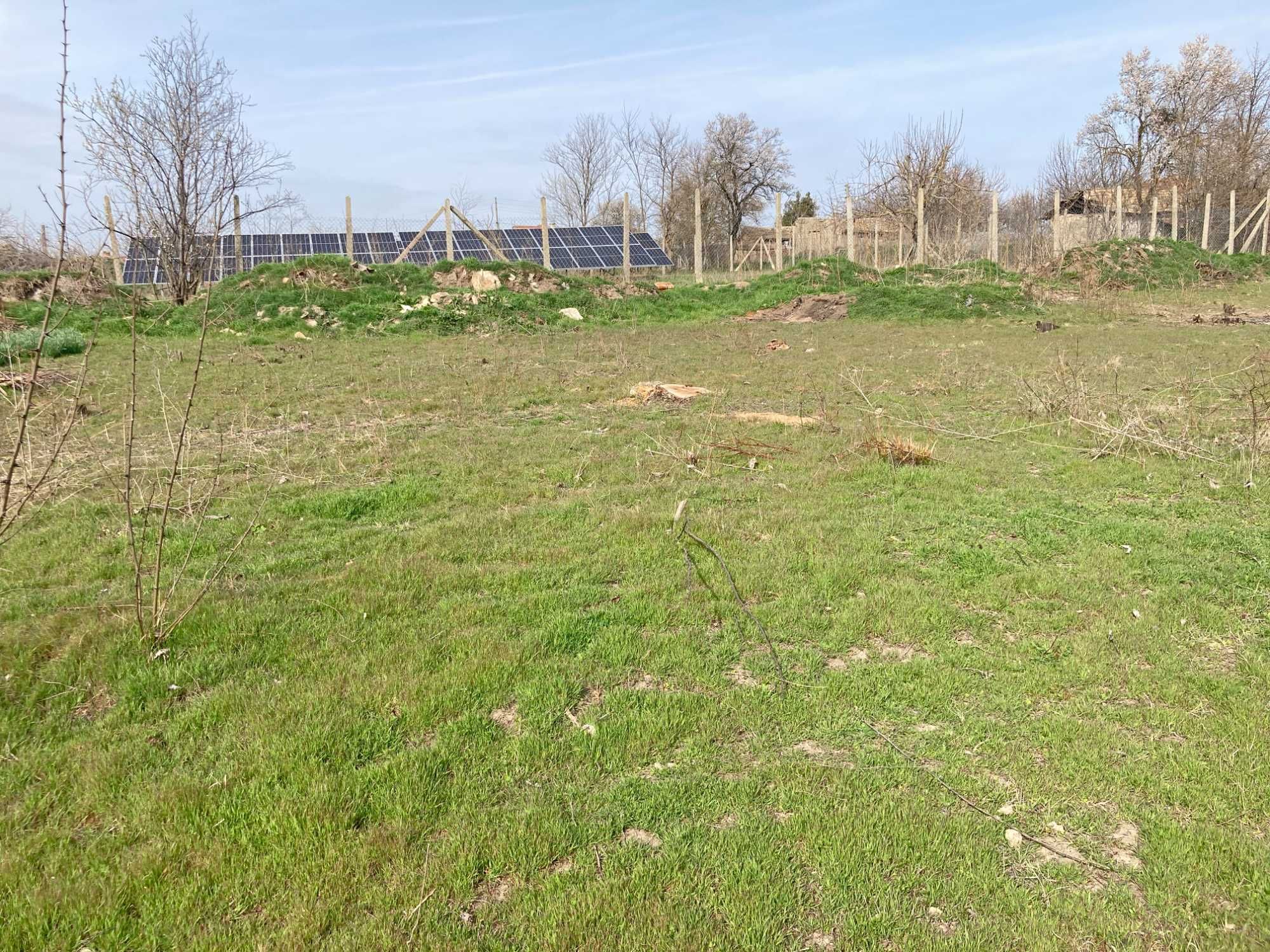 Продава парцел 1 дка в с. Енево (общ. Нови пазар, обл. Шумен). С вода!